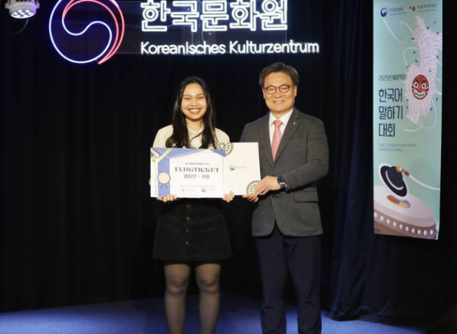 [INTERVIEW] Koreanisch mit Gefühl: Vom K-Drama-Fan zur Preisträgerin