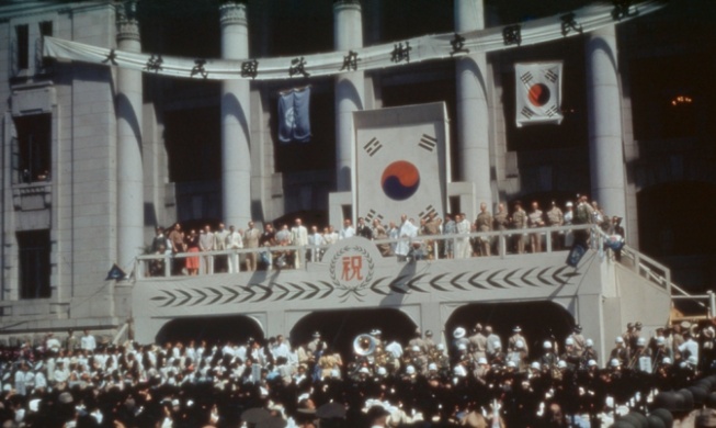 Lichtausstellung anlässlich des 80. Jahrestags der Befreiung auf dem Gwanghwamun-Platz