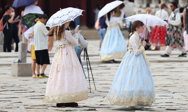 Immer mehr Ausländer besuchen Korea wie vor der Corona-Pandemie