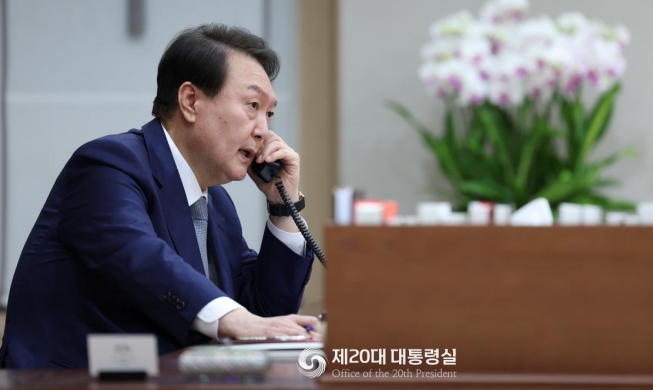 Yoon und Kishida führen 25-minütiges Telefonat nach Nordkoreas Provokation