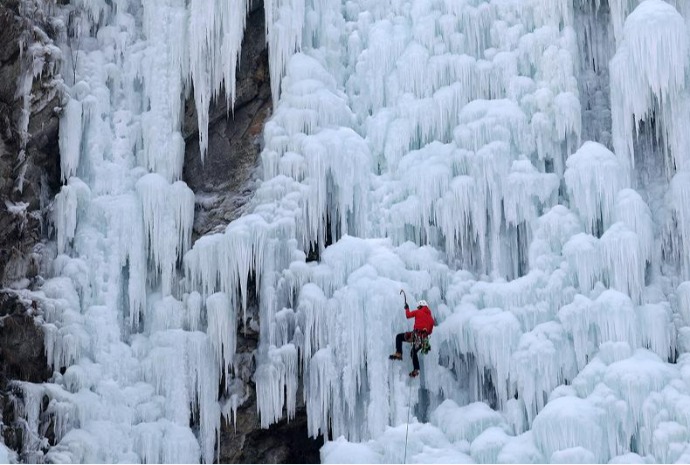 Klettern an der Eiswand