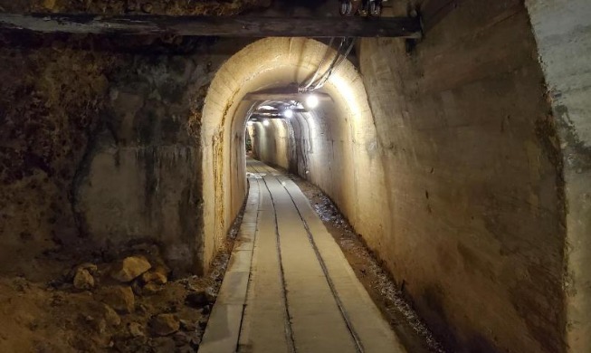 Welterbekomitee fordert umfassendere Aufarbeitung der Zwangsarbeit auf der Sado-Mine