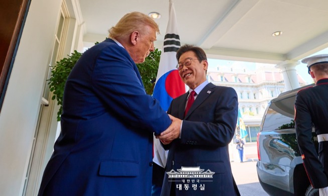 Präsident Lee: „Beim Gipfel wurde ein starkes Vertrauen zwischen ...