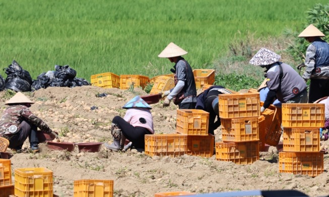 Arbeitsbedingungen für ausländische Arbeiter in Korea verbessert