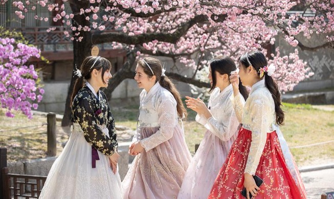 Ab April freier Eintritt für Ausländer unter 18 Jahren in den Palast Gyeongbokgung und die Königsgräber von Joseon