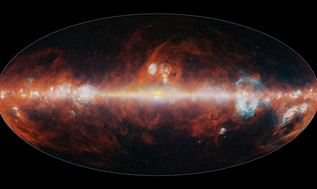 Erstes vollständiges Himmelkartenbild aus SPHEREx veröffentlicht