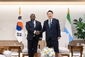 Gipfeltreffen zwischen Korea und Sierra Leone (Mai 2024)