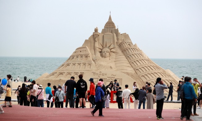 Das Haeundae Sand Festival 2022