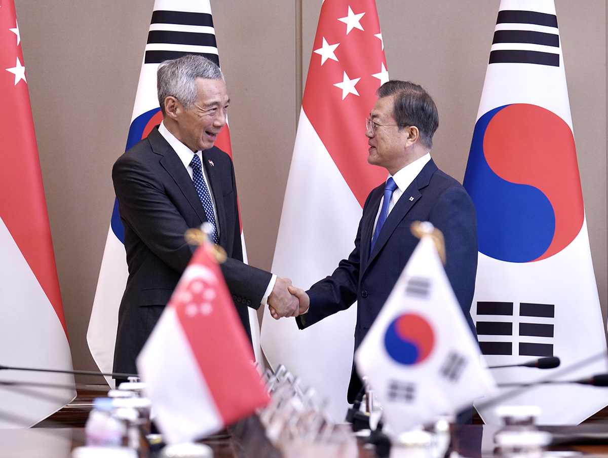 Moon Jae-in and Lee Hsien Loong 23. November_01