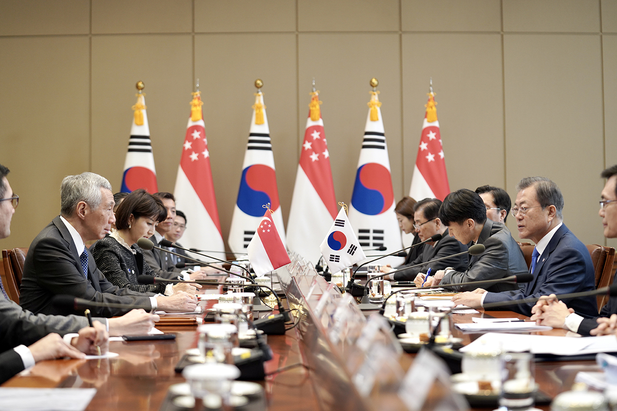 Moon Jae-in and Lee Hsien Loong 23. November_02