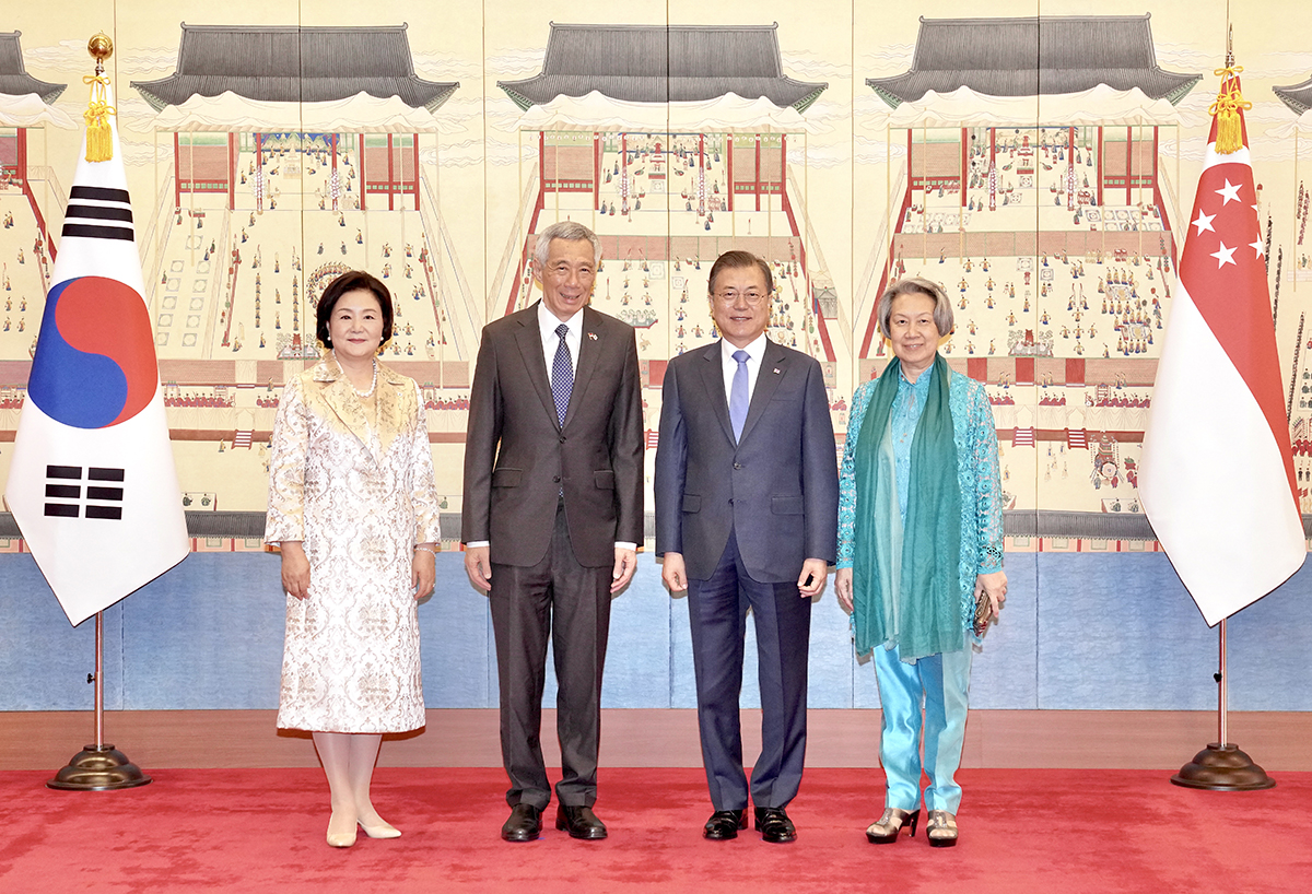 Moon Jae-in and Lee Hsien Loong 23. November_03