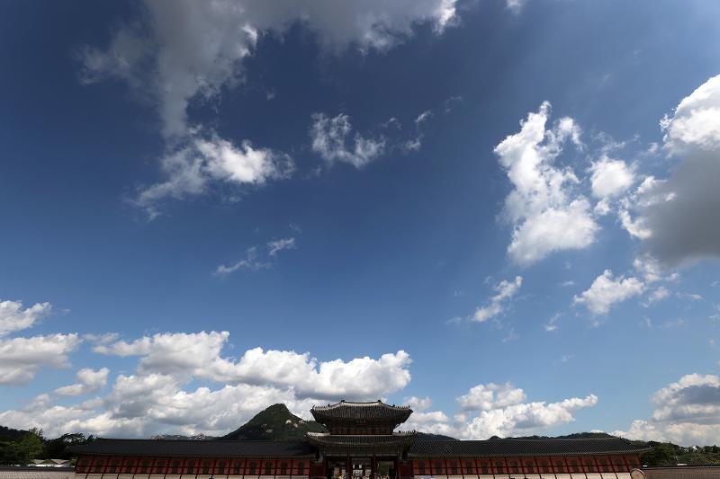 200907_blue sky