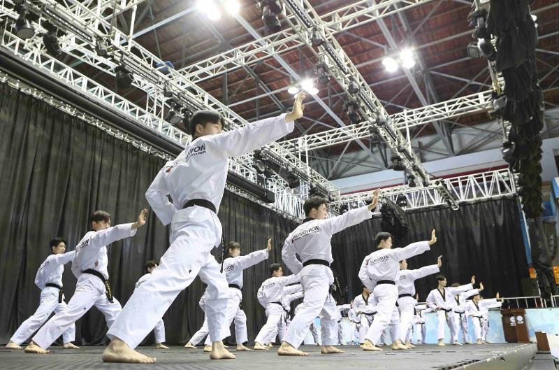 Taekwondo-Demonstrationsteam. ⓒ Facebook-Seite von Kukkiwon