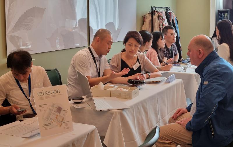 Bei der Veranstaltung „Hallyu Town in Belgium“ vom 17. bis 18. Juni fanden Beratungen für südkoreanische kleine und mittlere Unternehmen statt. ⓒ KOTRA