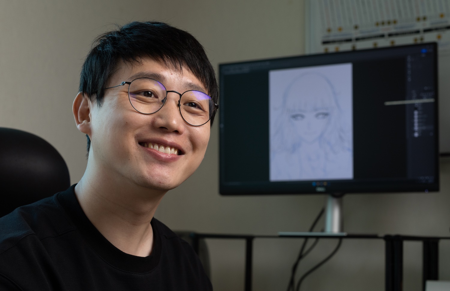 Der Webtoon-Autor Hwang Junho führt am 7. Juli in seiner Werkstatt in Yongsan-gu in Seoul ein Interview mit Korea.net ⓒ Lee Jun Young/korea.net
