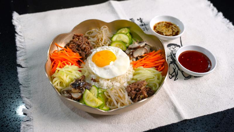 Laut der von der US-amerikanischen Suchmaschine Google am 13. Dezember veröffentlichten Liste für den Jahresrückblick 2023 (Year in Search 2023) wurde das Rezept für Bibimbap am meisten nachgesucht. ⓒ Das koreanische Kulturzentrum in den Philippinen.