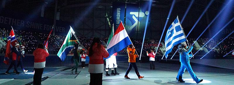 Bei der Eröffnungsfeier für die Olympischen Jugend-Winterspiele (Gangwon 2024) im Gangneung Oval in der Provinz Gangwon-do am 19. Januar traten die Fahnenträger ein.