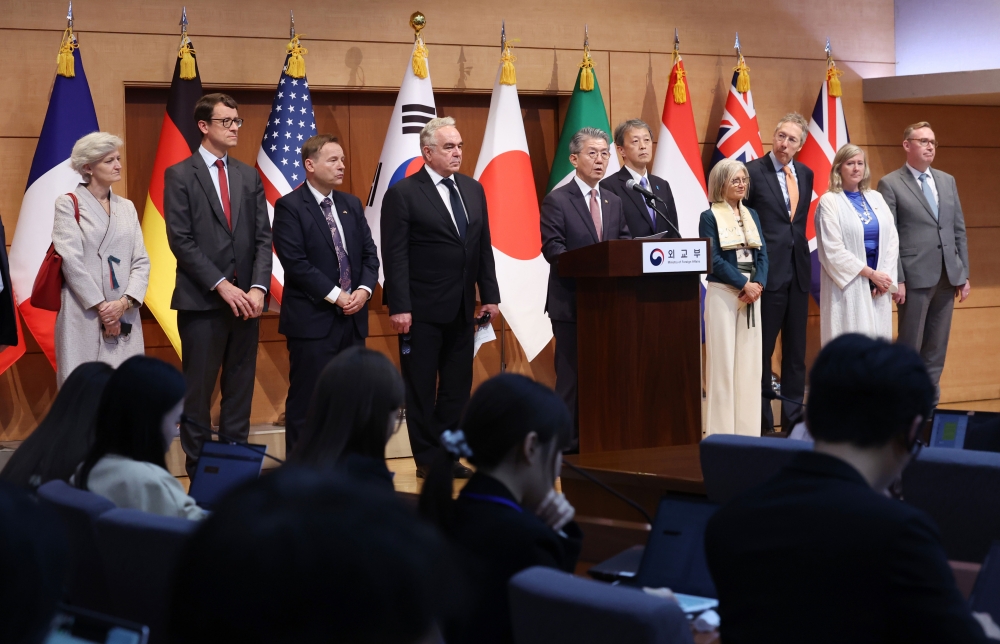 Kim Hong Kyun, erster stellvertretender Minister, äußert sich am 16. Oktober im Ministerium für Auswärtige Angelegenheiten über die Sanktionen gegen Nordkorea. ⓒ Yonhap News