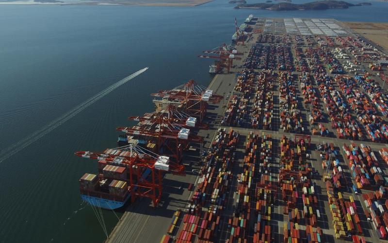 ﻿Im ersten Halbjahr dieses Jahres erreichten die Exporte der IKT-Industrie 115,16 Milliarden USD – das zweithöchste Ergebnis in einem ersten Halbjahr ⓒ Hafenbehörde Yeosu Gwangyang