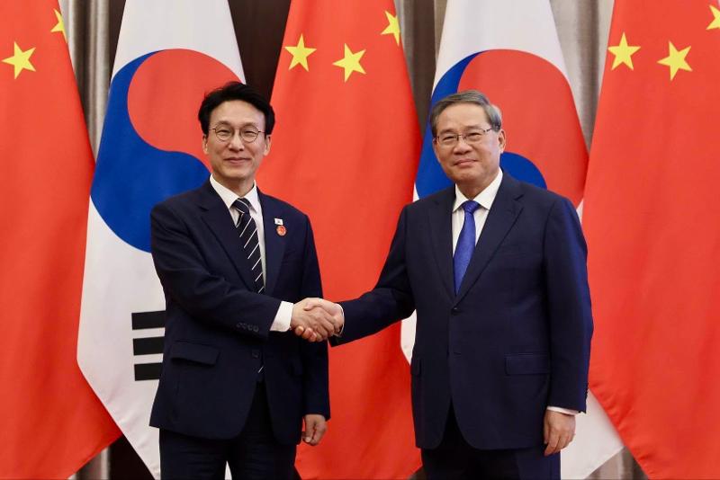  Am 23. Juni trifft Ministerpr&auml;sident Kim Min-seok in Dalian, China, den chinesischen Ministerpr&auml;sidenten Li Qiang ⓒ Amt des Ministerpr&auml;sidenten der Republik Korea