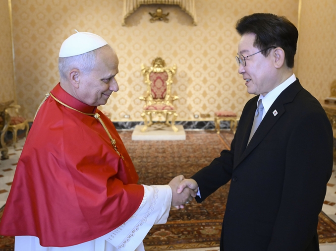Präsident Lee und Papst Leo XIV. betonen Frieden auf der koreanischen Halbinsel
