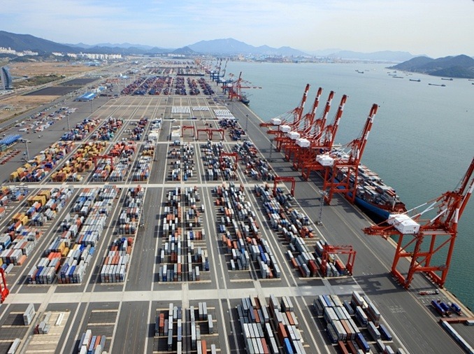 Rekordüberschuss der Leistungsbilanz 2025 – Halbleiterexporte als Wachstumsmotor