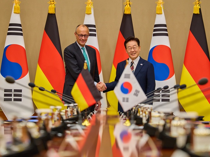 Korea und Deutschland begründen „verstärkte strategische Partnerschaft“