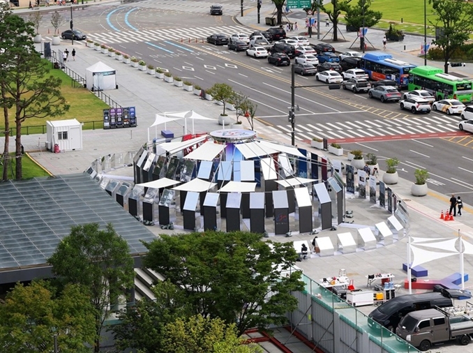 Lichtausstellung anlässlich des 80. Jahrestags der Befreiung auf dem Gwanghwamun-Platz