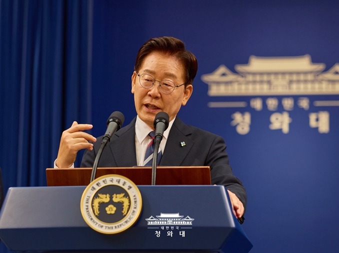 Präsident Lee bittet den Papst um Nordkorea-Besuch