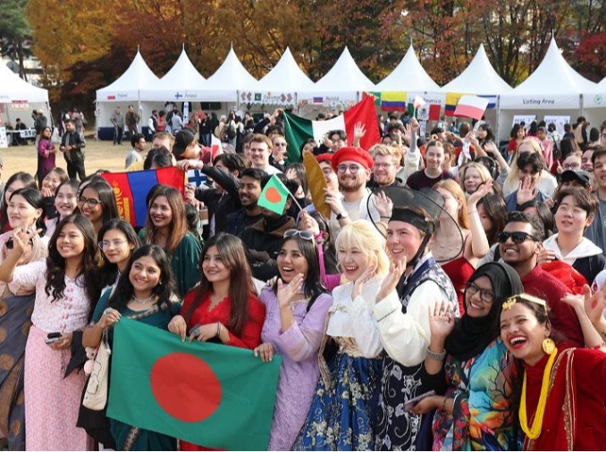 Rund 11.000 Einbürgerungen im vergangenen Jahr – höchste Zahl seit der Pandemie