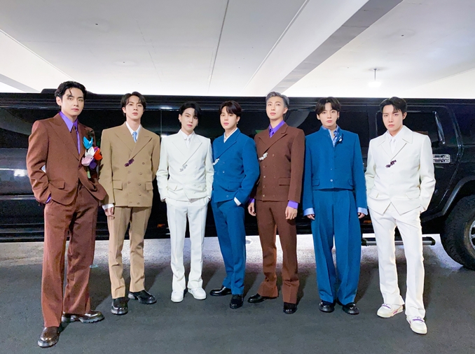 BTS kündigt ihr neues Album und Welttournee an